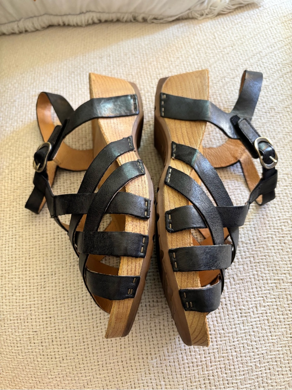 Dansko Tinley Fisherman Wedge Sandals Black Leather Size EU 40 - Picture 4 of 14